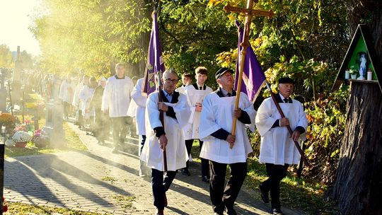 Biłgoraj. Uroczystość Wszystkich Świętych