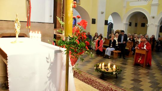 Biłgoraj. Wigilia Pentekostalna w kościele św. Jerzego