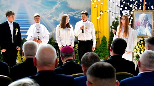 Jubileusze szkoły podstawowej w Łukowej