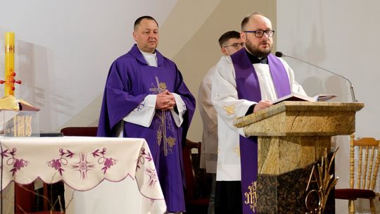 Niedziela Radiowa w parafii w Gromadzie