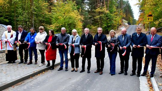 Nowa droga połączyła Żelebsko i Trzęsiny