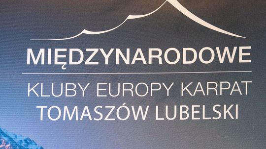 Podsumowanie konferencji "Między informacją a dezinformacją"