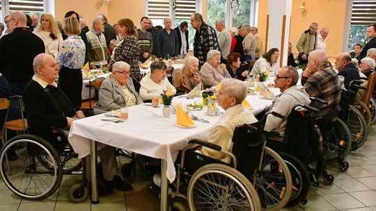 Wielkanocne spotkanie w DPS dla Kombatantów w Biłgoraju