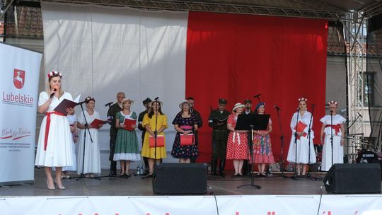 "Z młodej piersi się wyrwało…” za nami wspólne śpiewanie pieśni patriotycznych