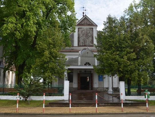 24.05 Mircze. Parafia pw. Zmartwychwstania Pańskiego 