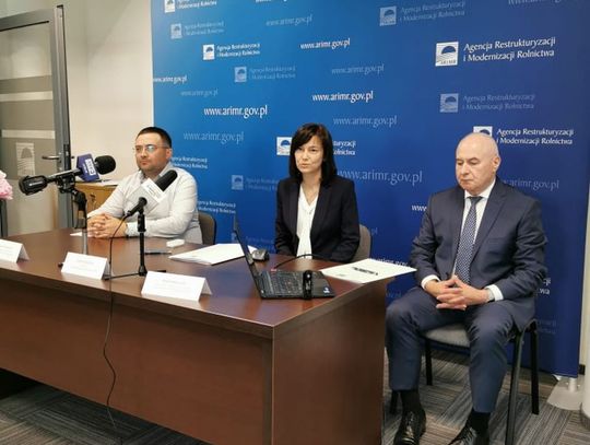 Aplikacja ułatwi kontakt z ARMiR