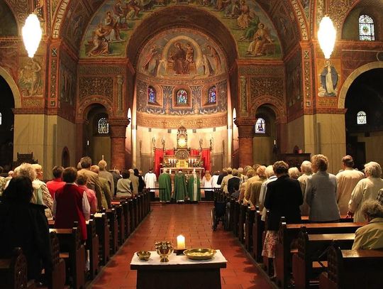 Badanie niedzielnych praktyk religijnych już w niedzielę