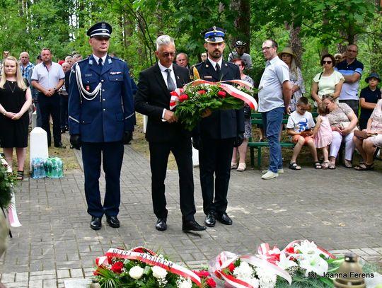 Biłgoraj. 79 rocznica mordu partyzantów w lesie na Rapach