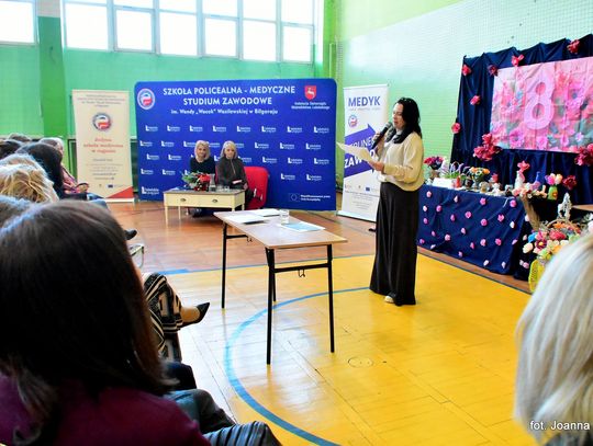 Biłgoraj. Dzień Kobiet w „Medyku”