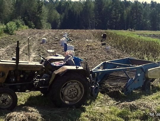 Biłgoraj. Maszyny rolnicze na drogach