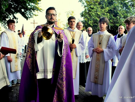 Biłgoraj. Modlitwa za zmarłych w przeddzień odpustu