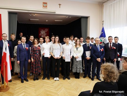 Biłgoraj. Stypendia starosty dla uczniów RCEZ