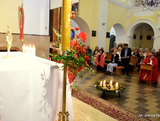 Biłgoraj. Wigilia Pentekostalna w kościele św. Jerzego