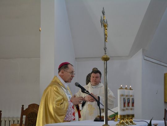 Bp Marian Rojek odwiedził chorych 