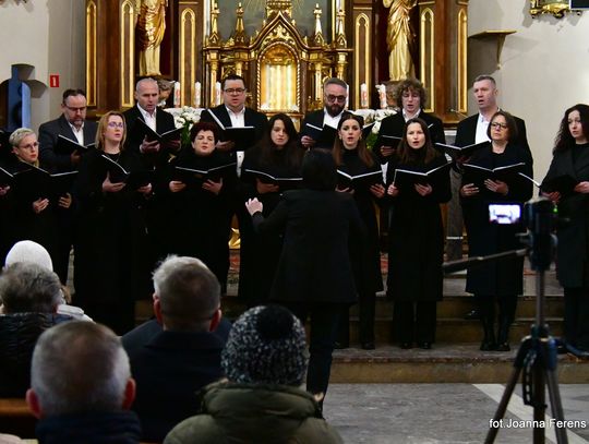 Chóralne kolędowanie we Frampolu