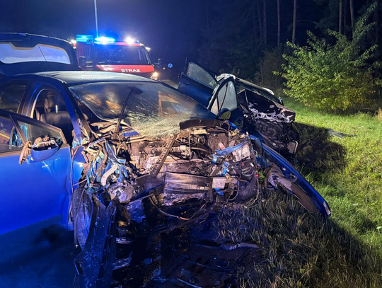 Czołowe zderzenie w Woli Dużej. Cztery osoby trafiły do szpitala