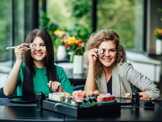Czy warto jeść sushi? 6 zalet tej japońskiej potrawy
