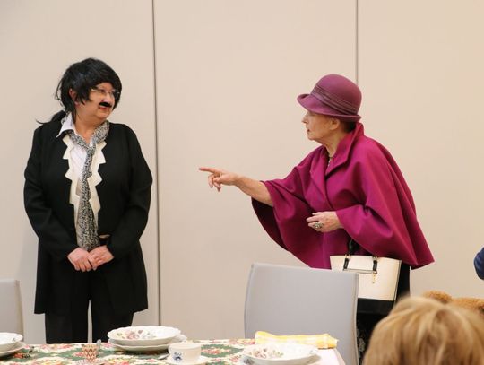 Dołącz do seniorów w teatralnej przygodzie- nabór do teatru