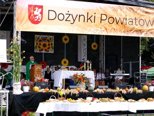 Dożynki Powiatu Tomaszowskiego