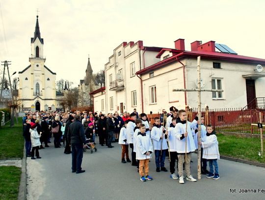 Droga krzyżowa ulicami Frampola