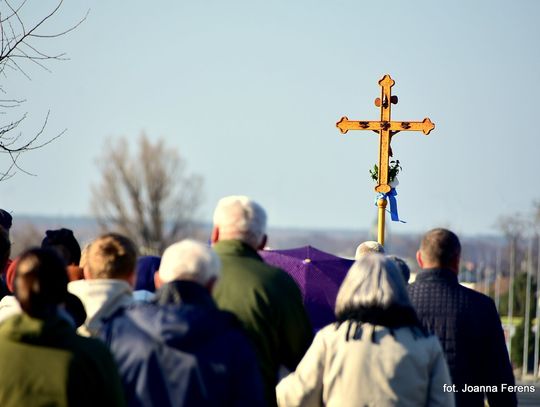 Droga krzyżowa w Korczowie