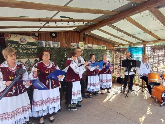 Folkowisko w Nowosiółkach