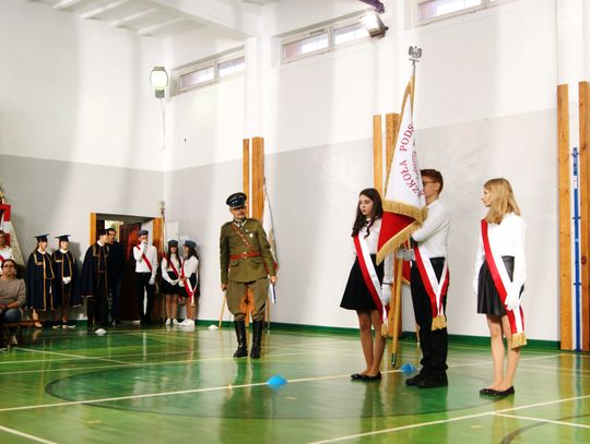 III Międzyszkolny Turniej Pocztów Sztandarowych w Tomaszowie