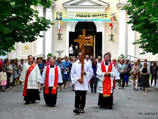 Inauguracja jubileuszu 300-lecia parafii w Józefowie