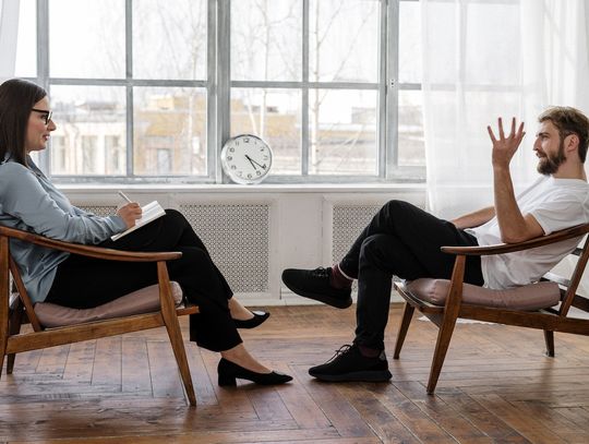 Jakie choroby psychiatryczne mogą skutkować zwolnieniem lekarskim?