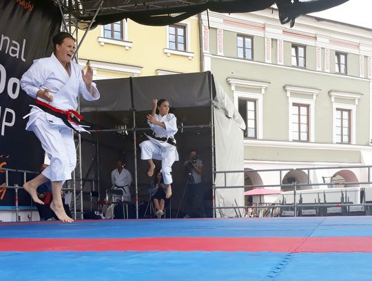 Karatecy na Rynku Wielkim