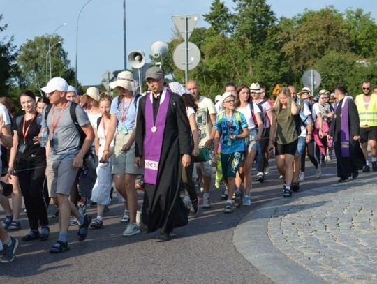 Kolejny dzień wędrowania do Matki Bożej