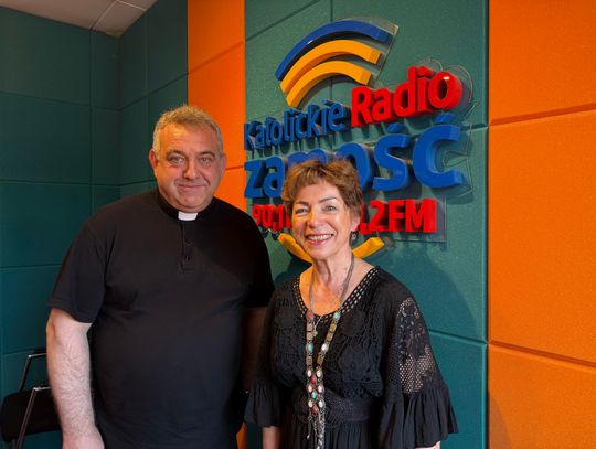 ks. Miłosław Żur oraz Alicja Saturska