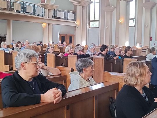 Łączy ich troska o dusze w czyśćcu cierpiące