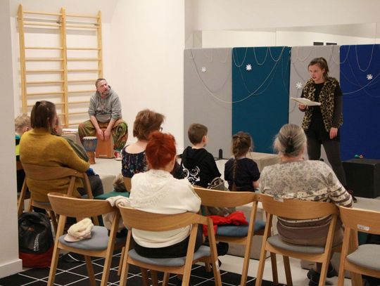 Między słowem a sceną. "Królowa Śniegu" w czytaniu performatywnym