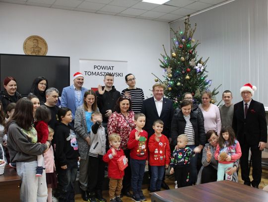 Mikołaj odwiedził Starostwo w Tomaszowie