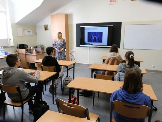 #MŁODZI MAJĄ GŁOS! Ostatnie we wrześniu zajęcia ze "Sztuki Mówienia" i Edukacji obywatelskiej i społecznej