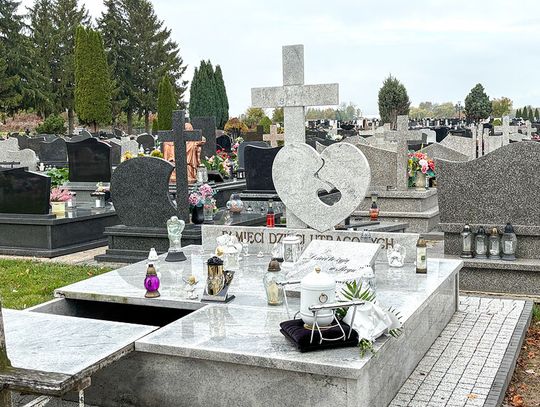 Na cmentarzu komunalnym sprawowano Mszę św. intencji dzieci utraconych
