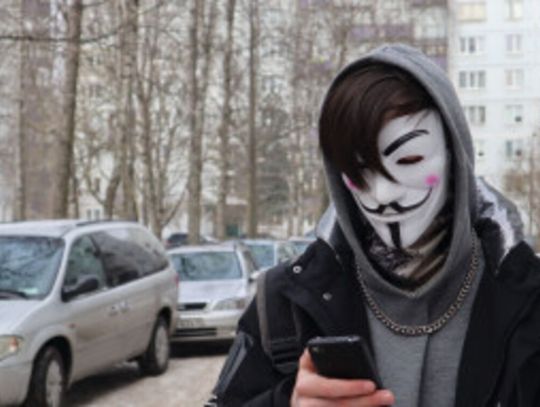 Nie wiesz kto do Ciebie dzwoni? Teraz możesz łatwo zweryfikować nieznany numer! Sprawdź, jak to zrobić!
