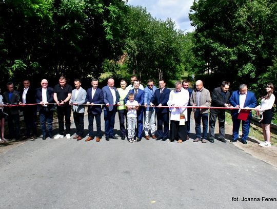 Nowa droga połączyła Jędrzejówkę z Chłopkowem