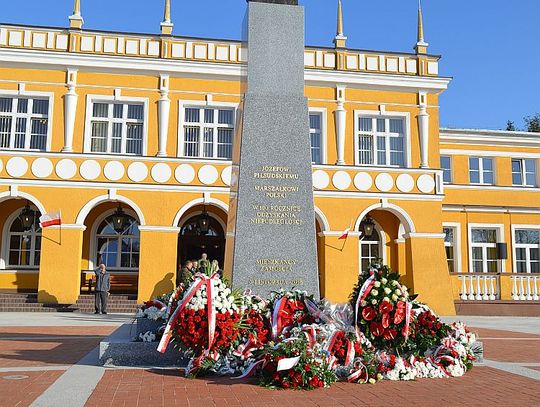 Odsłonięcie pomnika Marszałka Józefa Piłsudskiego