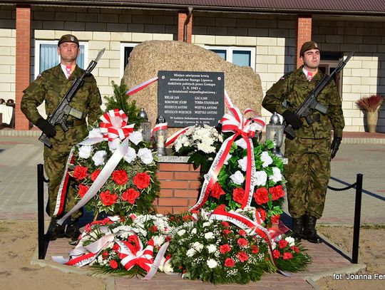 Odsłonięcie pomnika w Starym Lipowcu