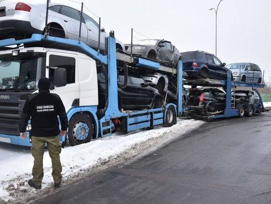 Odzyskano poszukiwany w Polsce zestaw ciężarowy