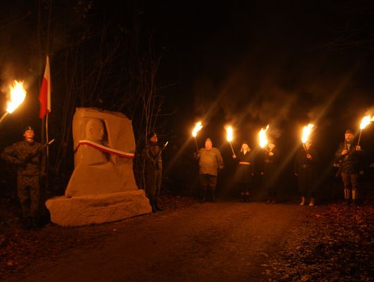 Ogień Niepodległości w Tomaszowie