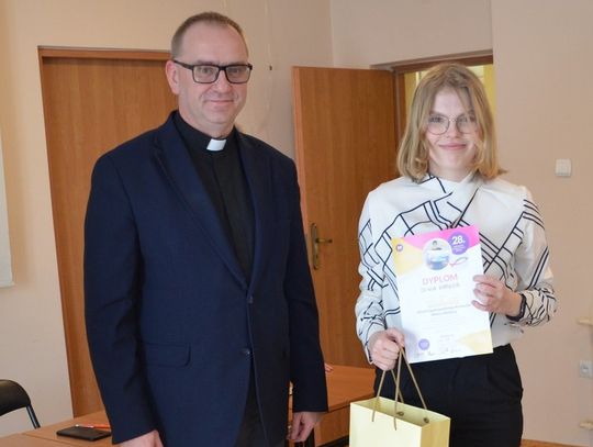 Oliwia Kapusta i s. Bernadetta Kozieł o zwycięstwie w XXVIII Ogólnopolskim Konkursie Wiedzy Biblijnej