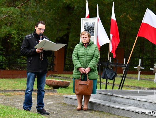 Osuchy. Rocznica powstania Państwa Podziemnego i pochówku żołnierzy