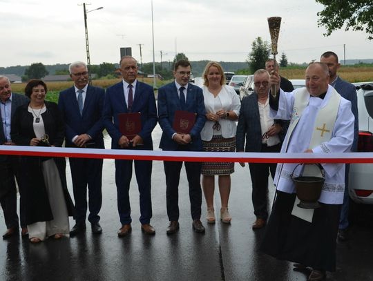 Poświęcenie drogi powiatowej nr 3274L relacji: Miączyn-Niewirków-Dub na odcinku Miączyn-Niewirków