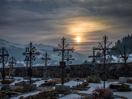 Pamiętajmy o zmarłych podczas świąt