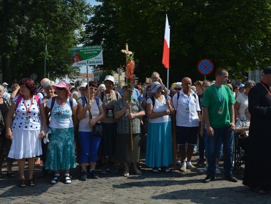 Pielgrzymi wyruszyli w drogę