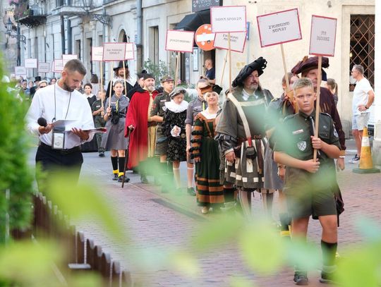 Po raz pierwszy ulicami Zamościa przeszedł "Orszak Dziejów"