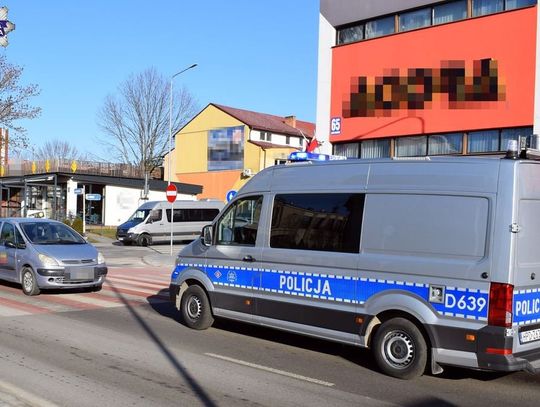 Potrącenie 17-latka na przejściu dla pieszych